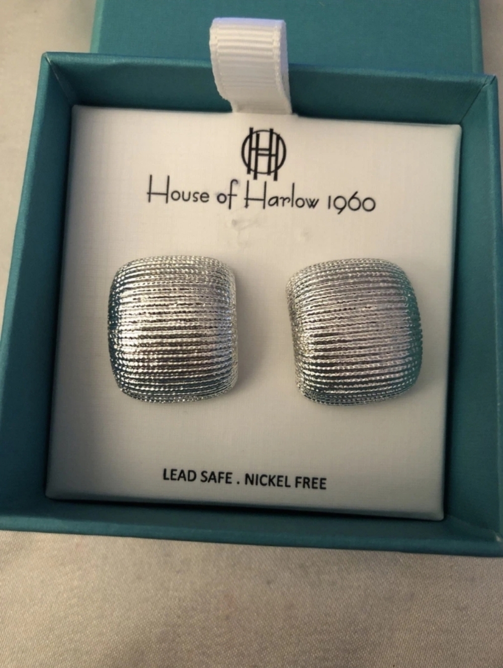 House of Harlow 1960 Textured Square Silver Chunky Earrings - Silver